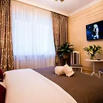 Krakowska 4*