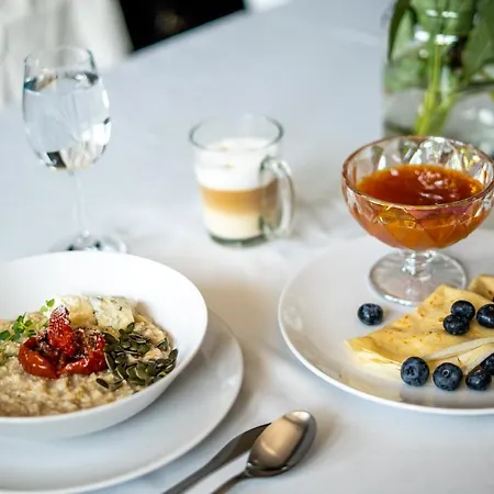 公寓式酒店 Krakowska 拉辛