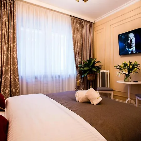 Krakowska 4*